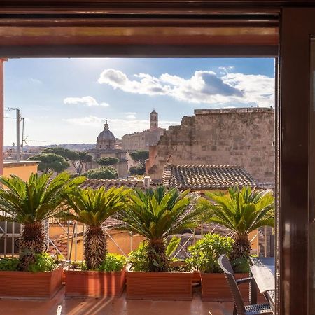 Iflat Incredible View Of The Roman Forum Exterior foto